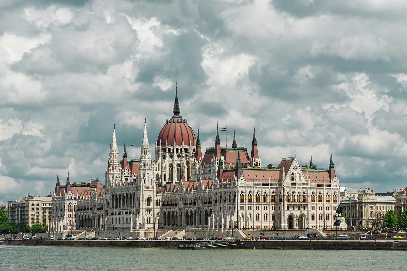 Wachstum in Osteuropa: Erfolgreiche Führung und strategische Rekrutierung